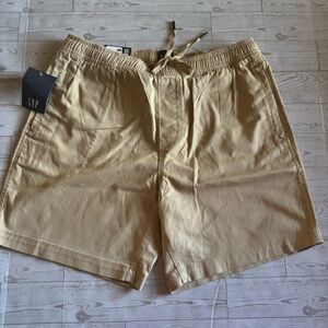 GAP Men’s Medium Khaki Elastic Waist Drawstring Shorts NWT